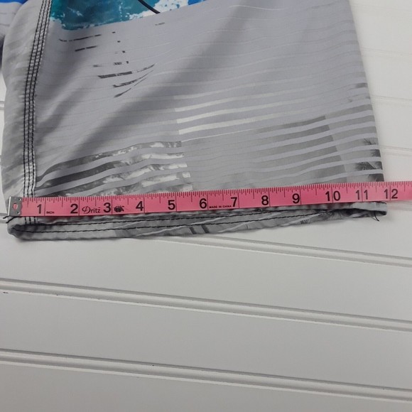 Billabong Shorts Mens 34 Striped Logo Gray Blue White Board Shorts - Picture 11 of 12